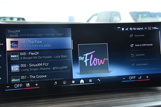2027 BMW X7 40i - Photo 27