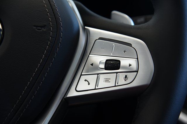 2026 BMW X7 40i - Photo 15