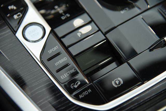 2026 BMW X5 50e - Photo 26