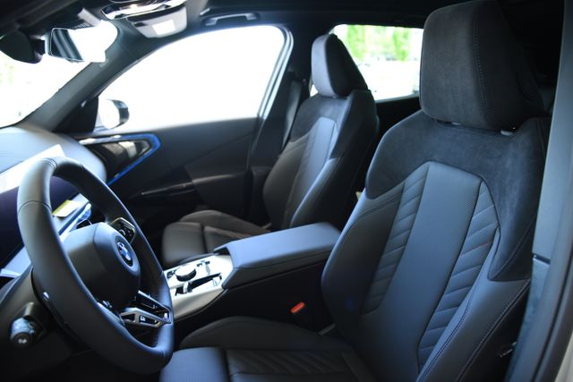 2026 BMW X3 30 - Photo 13