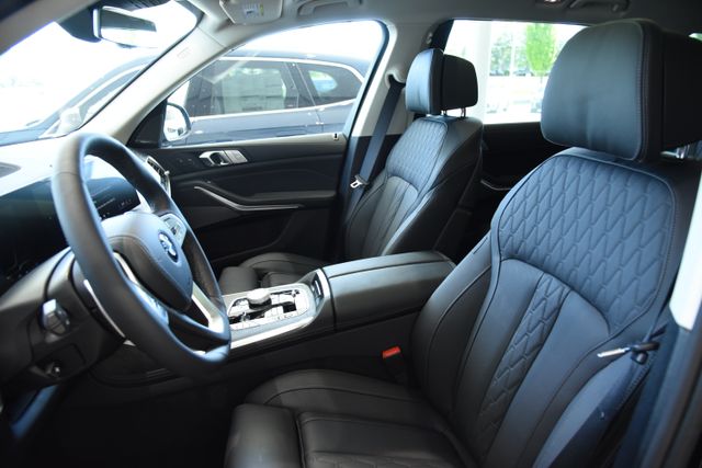 2026 BMW X7 40i - Photo 22