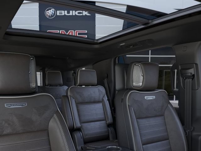2026 GMC Yukon Denali Ultimate - Photo 24