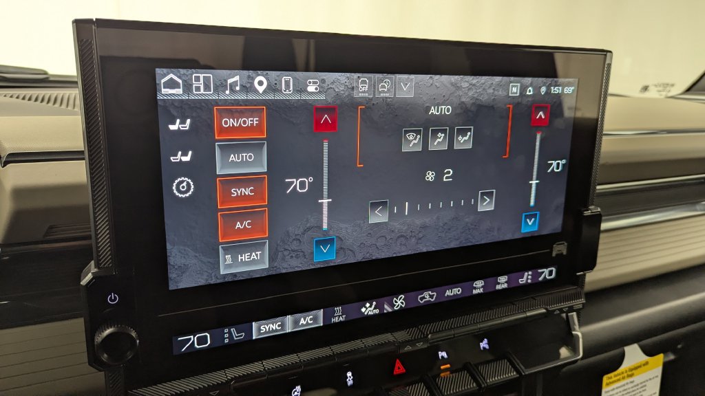 2026 GMC HUMMER EV 2X - Photo 22