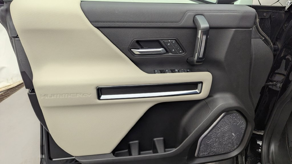 2026 GMC HUMMER EV 2X - Photo 31