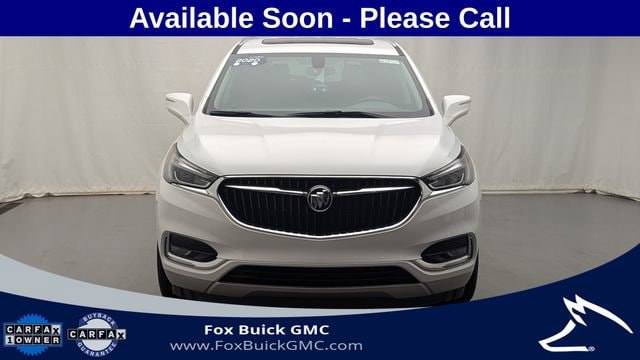 Used 2020 Buick Enclave Essence with VIN 5GAEVAKW8LJ172307 for sale in Farmington, MI