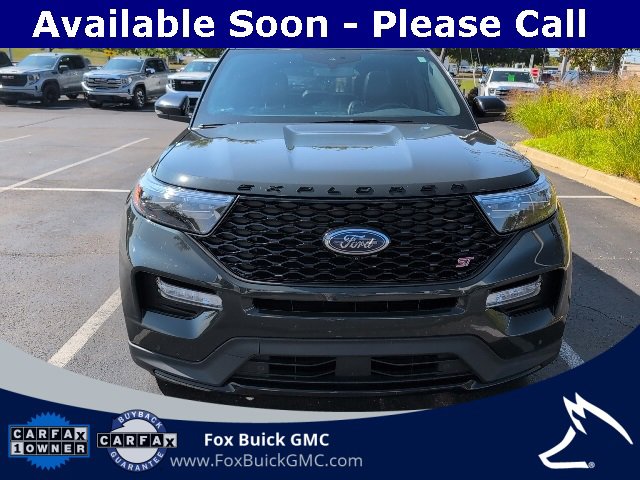 2022 Ford Explorer ST photo 2