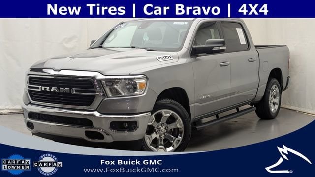 2021 RAM 1500 Big Horn/Lone Star 4x4 Crew Cab 5'7's photo