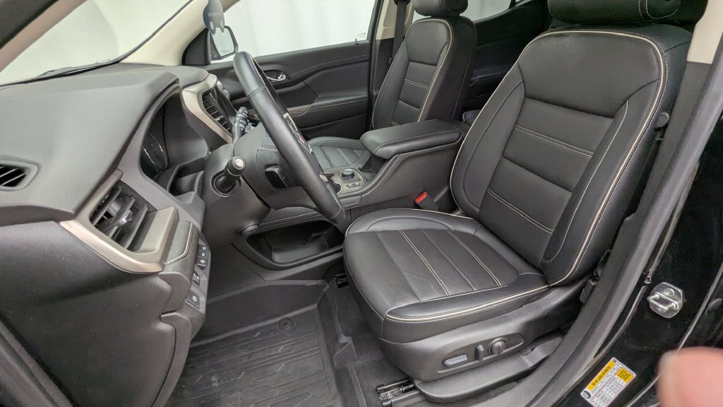 2023 GMC Acadia Denali - Photo 32