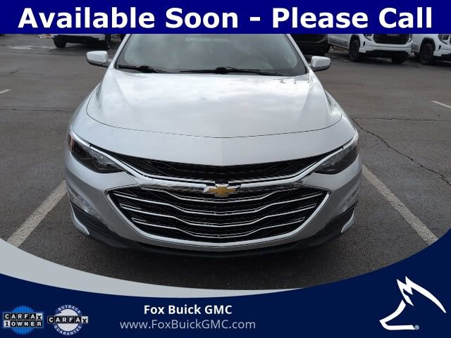 Used 2022 Chevrolet Malibu 1LT with VIN 1G1ZD5ST8NF125597 for sale in Farmington, MI