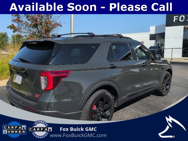 2022 Ford Explorer ST photo 4