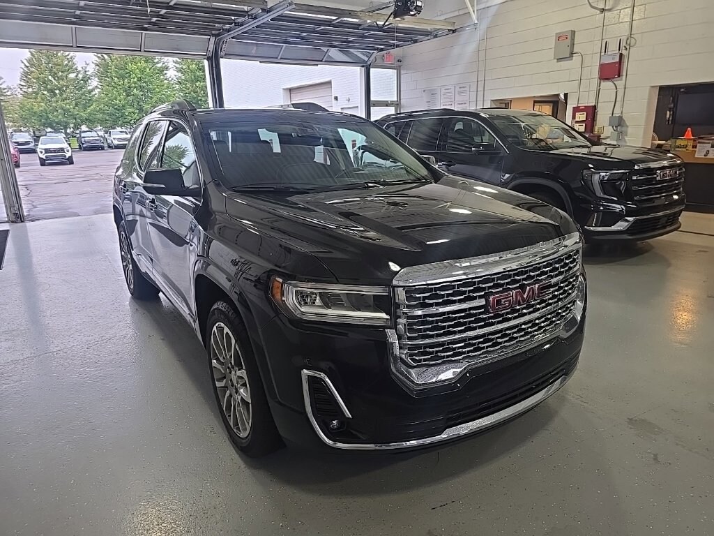 Used 2023 GMC Acadia Denali SUV