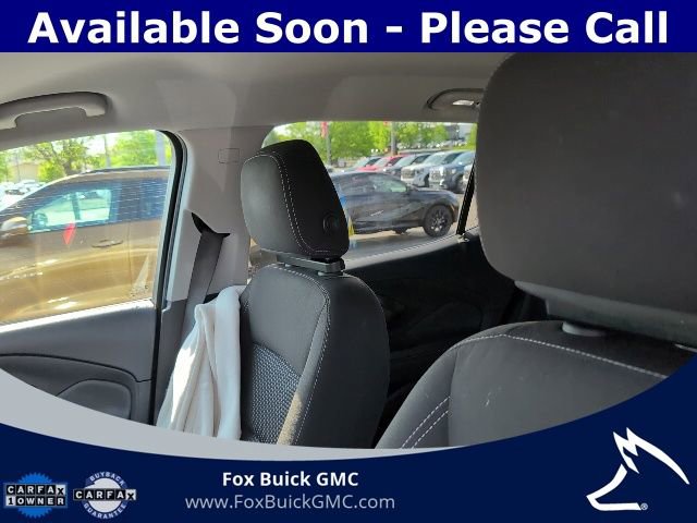 2023 GMC Terrain SLE - Photo 9