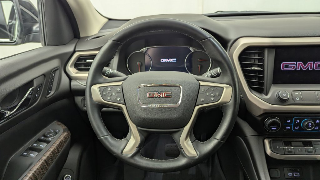 2023 GMC Acadia Denali - Photo 12