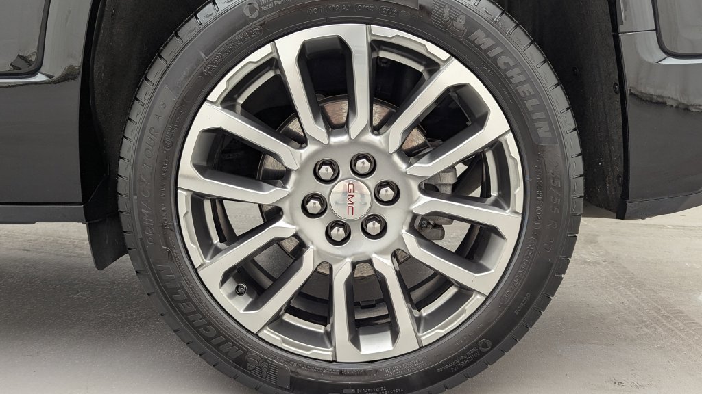 2023 GMC Acadia Denali - Photo 37