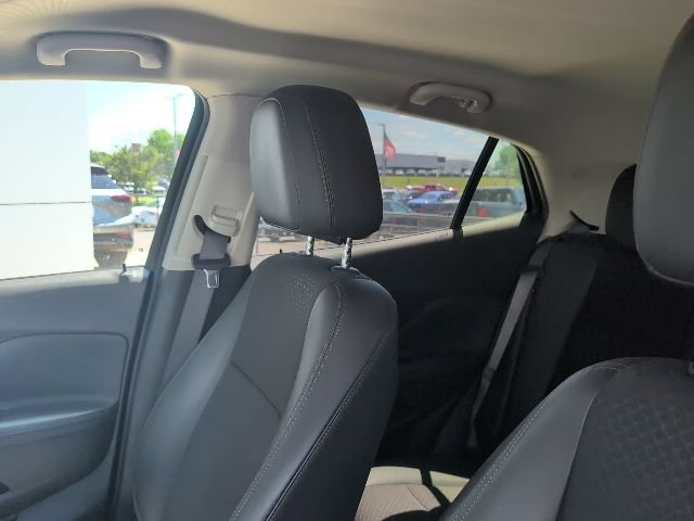 2022 Buick Encore Preferred - Photo 10