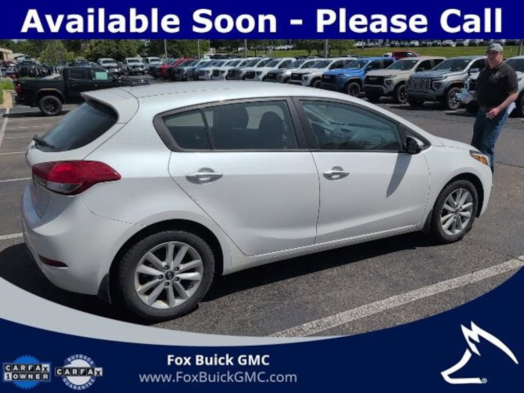Used 2017 Kia Forte LX Hatchback