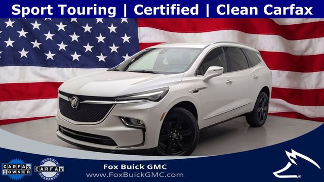 2024 Buick Enclave Essence's photo