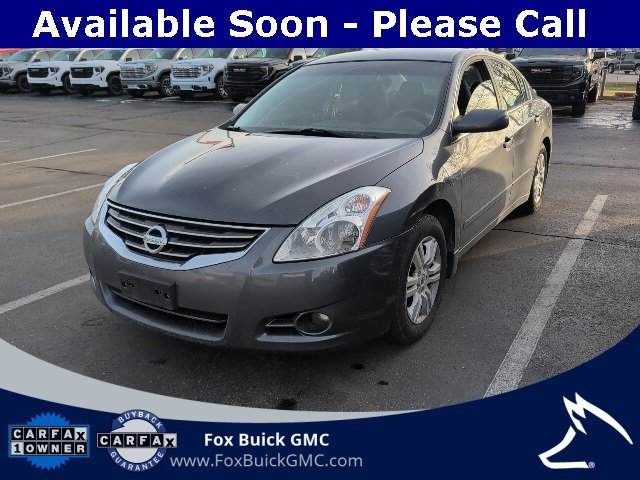 2012 Nissan Altima S's photo
