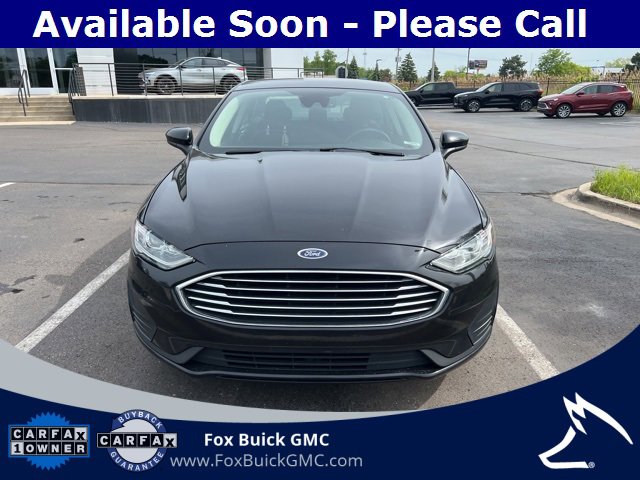 Used 2020 Ford Fusion SE with VIN 3FA6P0HD8LR108602 for sale in Holland, MI
