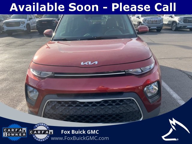 2022 Kia Soul LX photo 2