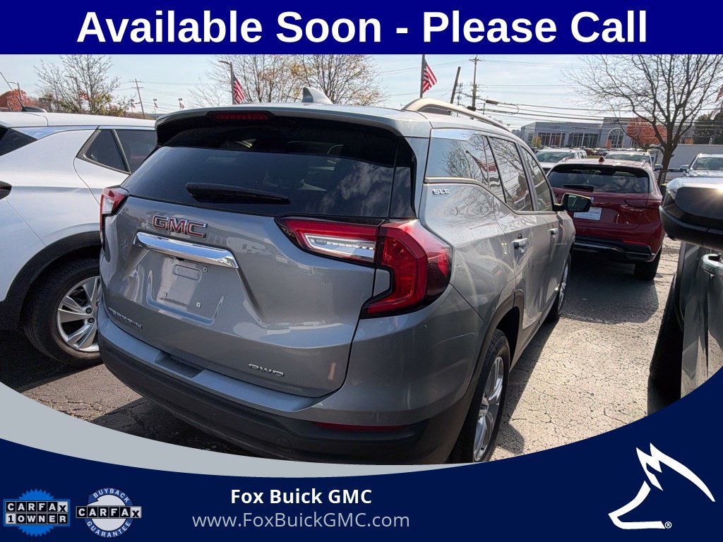 Used 2024 GMC Terrain SLE SUV