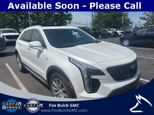 Used 2022 Cadillac XT4 Premium Luxury with VIN 1GYFZDR44NF133792 for sale in Farmington, MI