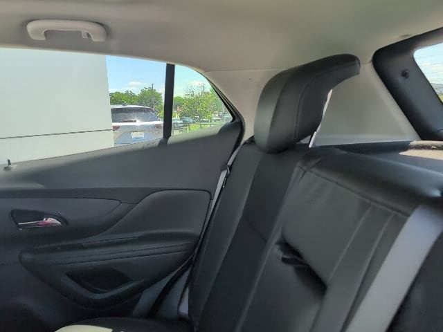 2022 Buick Encore Preferred - Photo 8
