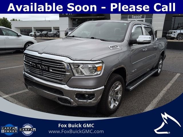 2020 RAM 1500 Big Horn/Lone Star 4x4 Crew Cab 5'7's photo