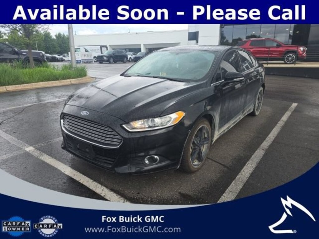 Used 2016 Ford Fusion SE Sedan