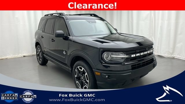 Used 2022 Ford Bronco Sport Outer Banks with VIN 3FMCR9C62NRD84552 for sale in Farmington, MI