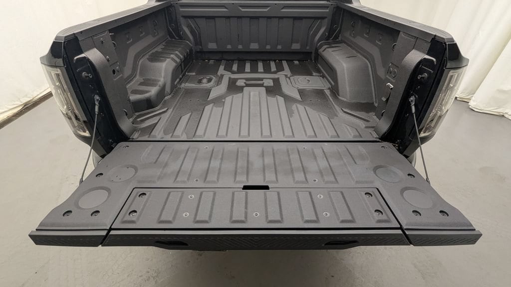 2026 GMC HUMMER EV 2X - Photo 10
