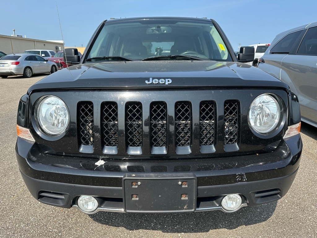 Used 2016 Jeep Patriot Latitude with VIN 1C4NJRFB6GD724522 for sale in Cadillac, MI