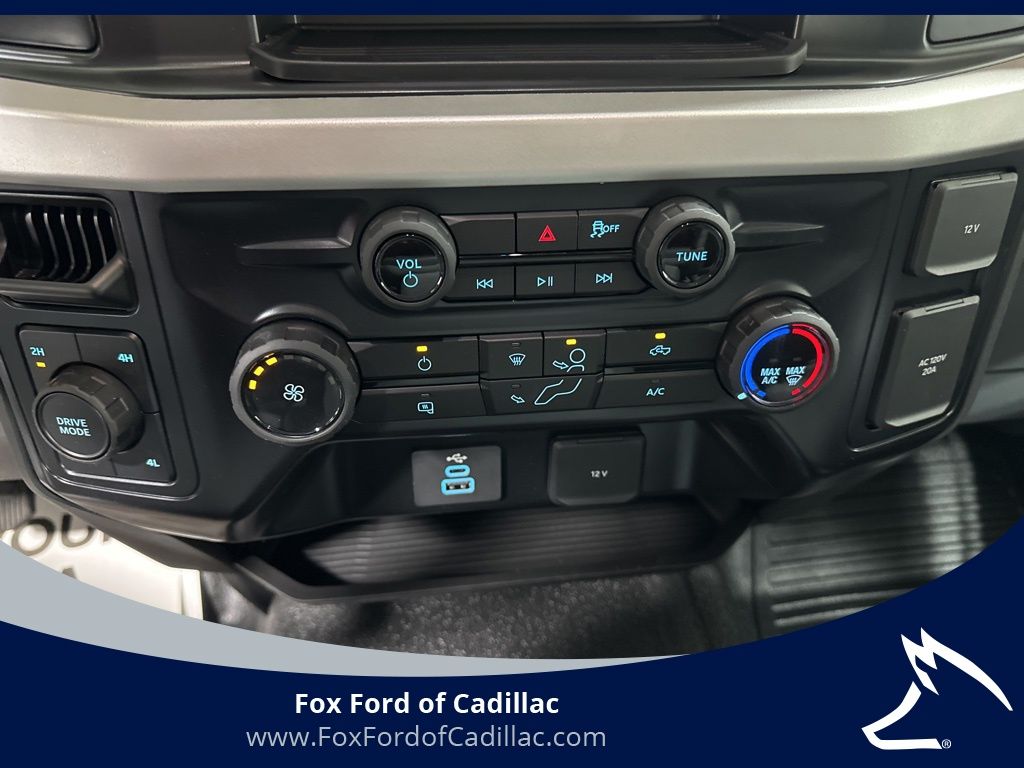 2025 Ford F-250 Super Duty XL - Photo 21