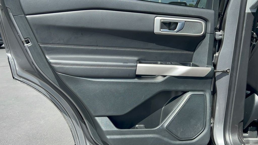2023 Ford Explorer XLT - Photo 35