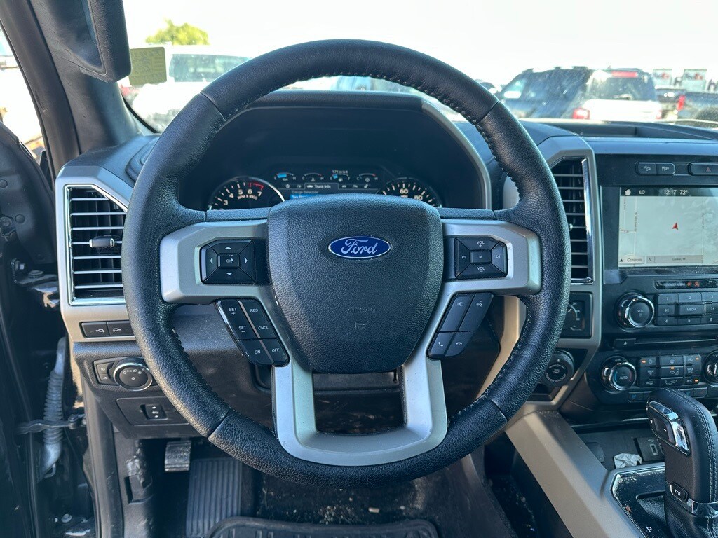 2016 Ford F-150 Lariat photo 4