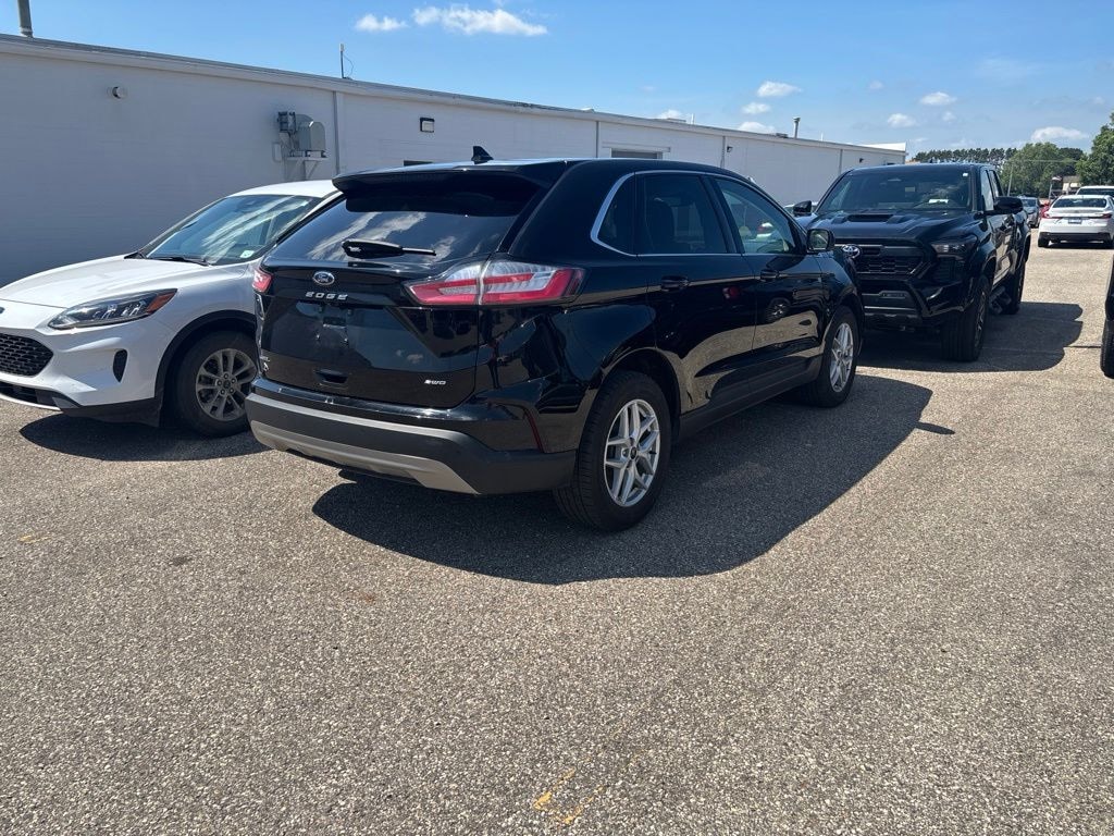 Certified 2023 Ford Edge SEL SUV