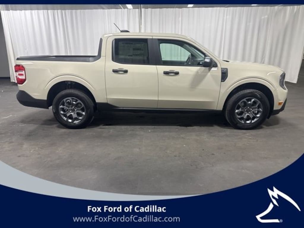 New 2025 Ford Maverick XLT Truck