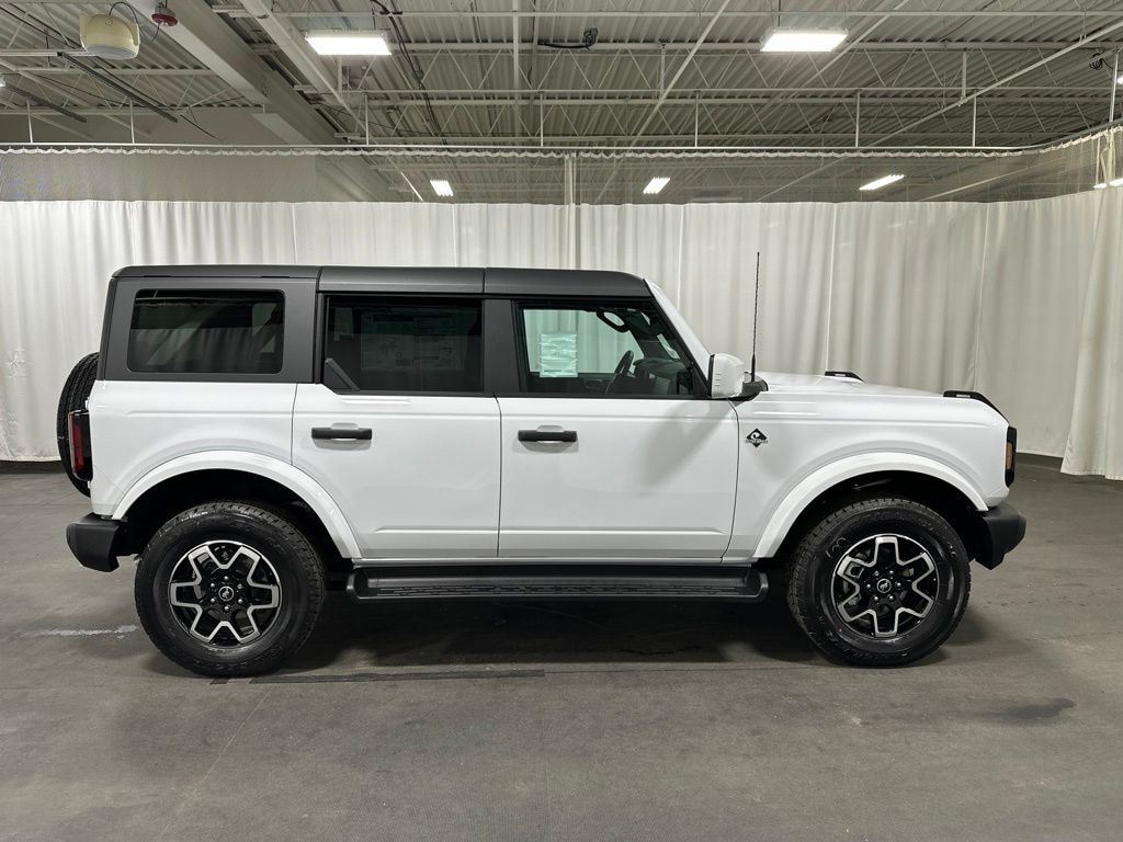 New 2026 Ford Bronco Outer Banks SUV
