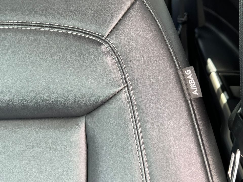 2023 Ford Explorer XLT - Photo 15