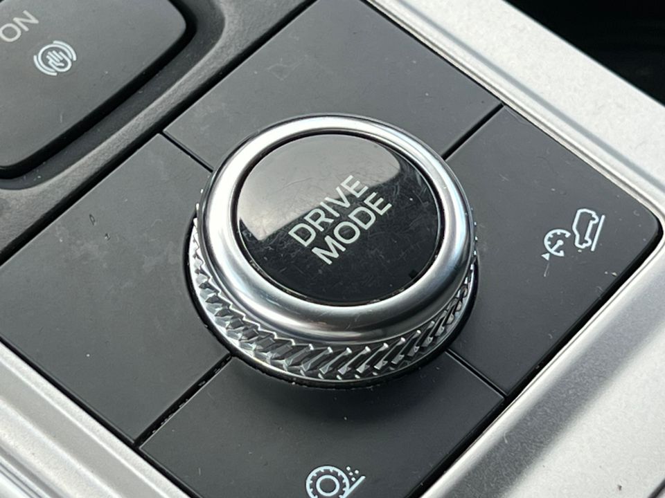 2023 Ford Explorer XLT - Photo 30
