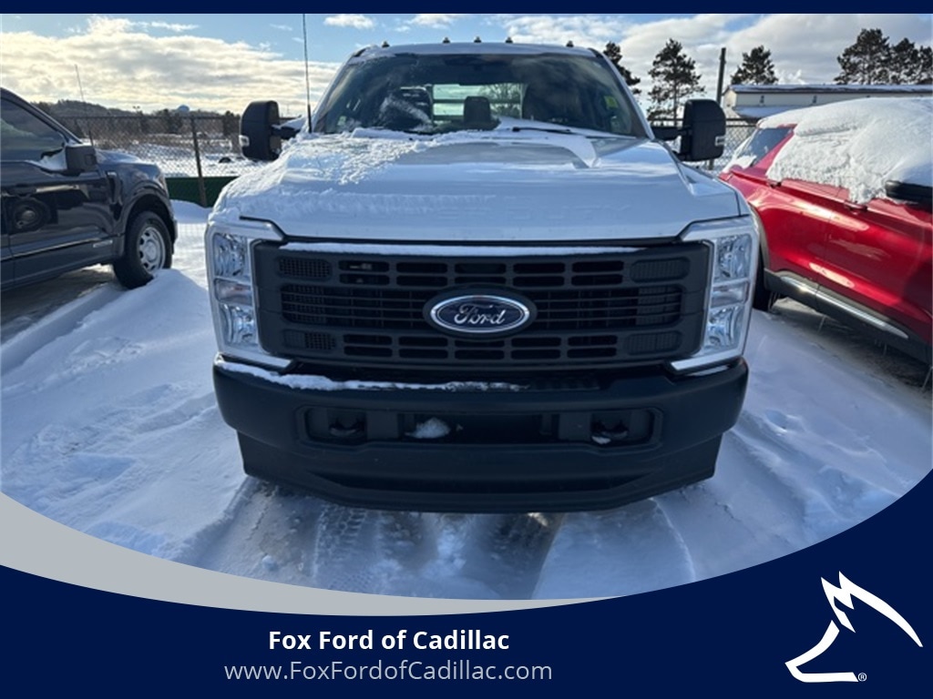 Used 2023 Ford F-350SD XL Chassis