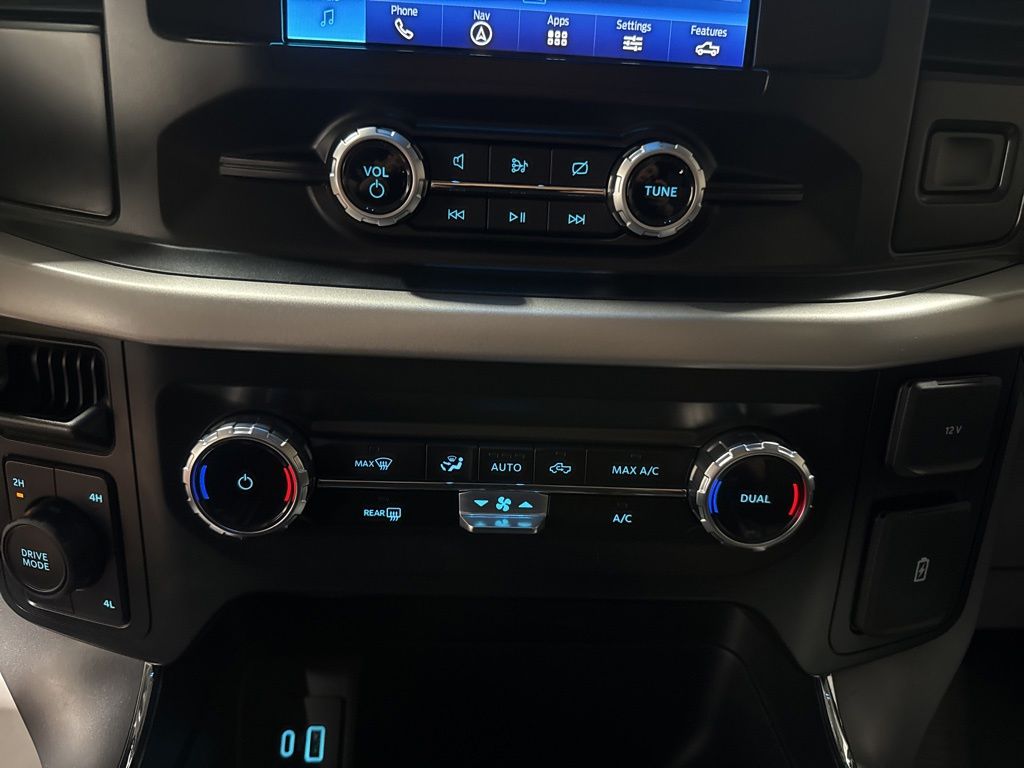 2023 Ford F-150 XLT - Photo 24