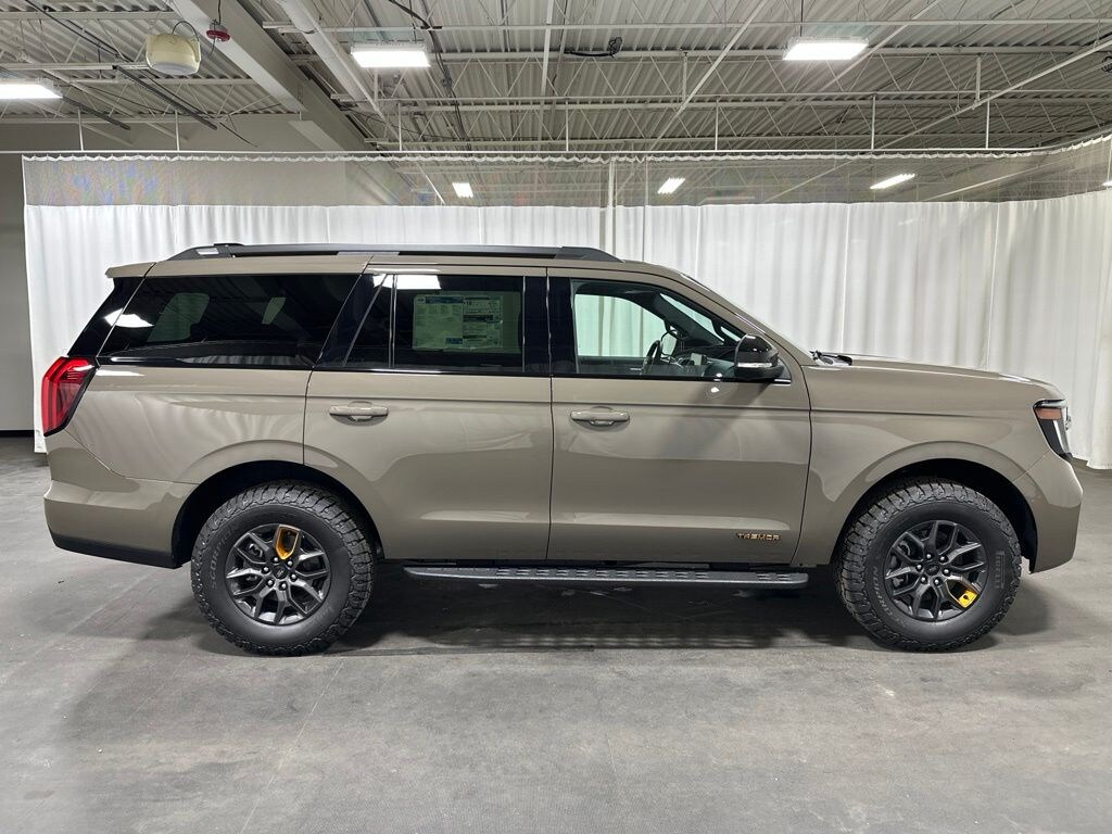 New 2027 Ford Expedition Tremor SUV