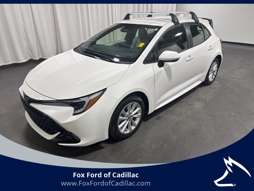 2025 Toyota Corolla Hatchback SE