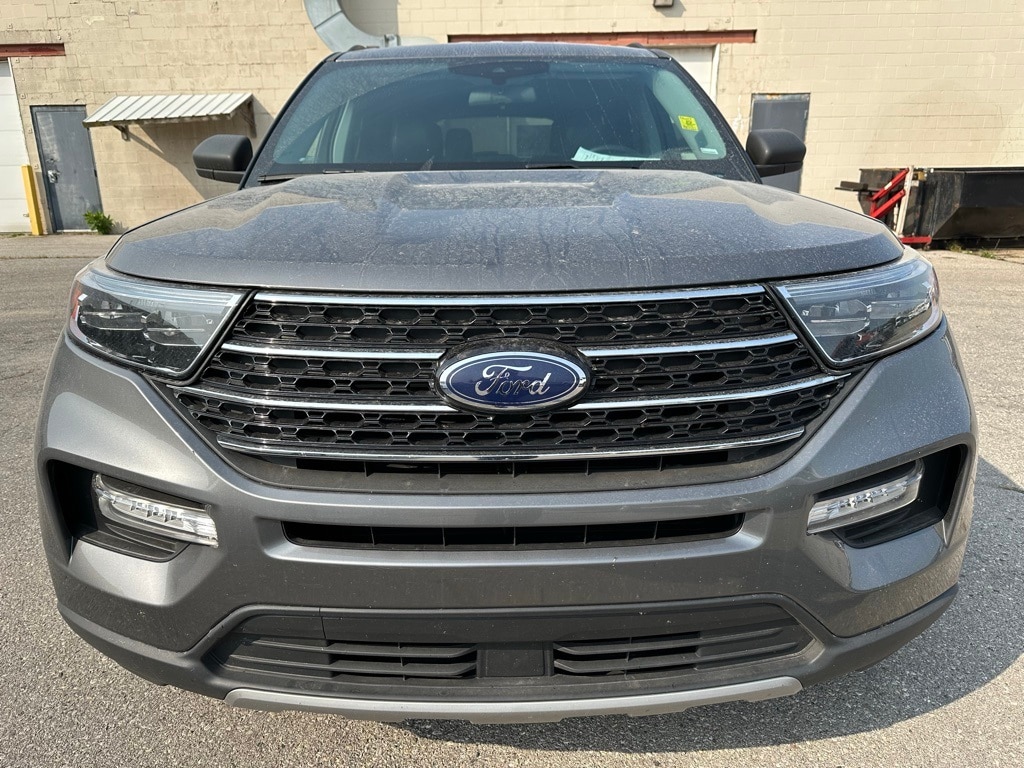 Used 2021 Ford Explorer XLT with VIN 1FMSK8DH9MGA49689 for sale in Cadillac, MI