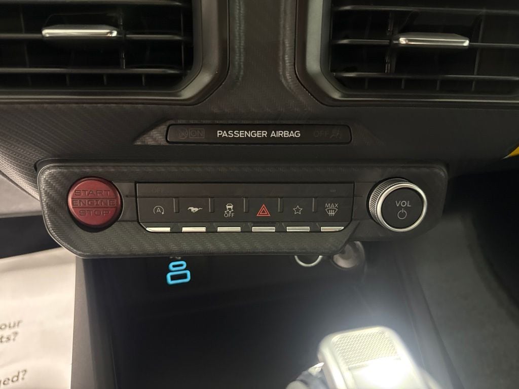 2026 Ford Mustang EcoBoost - Photo 22
