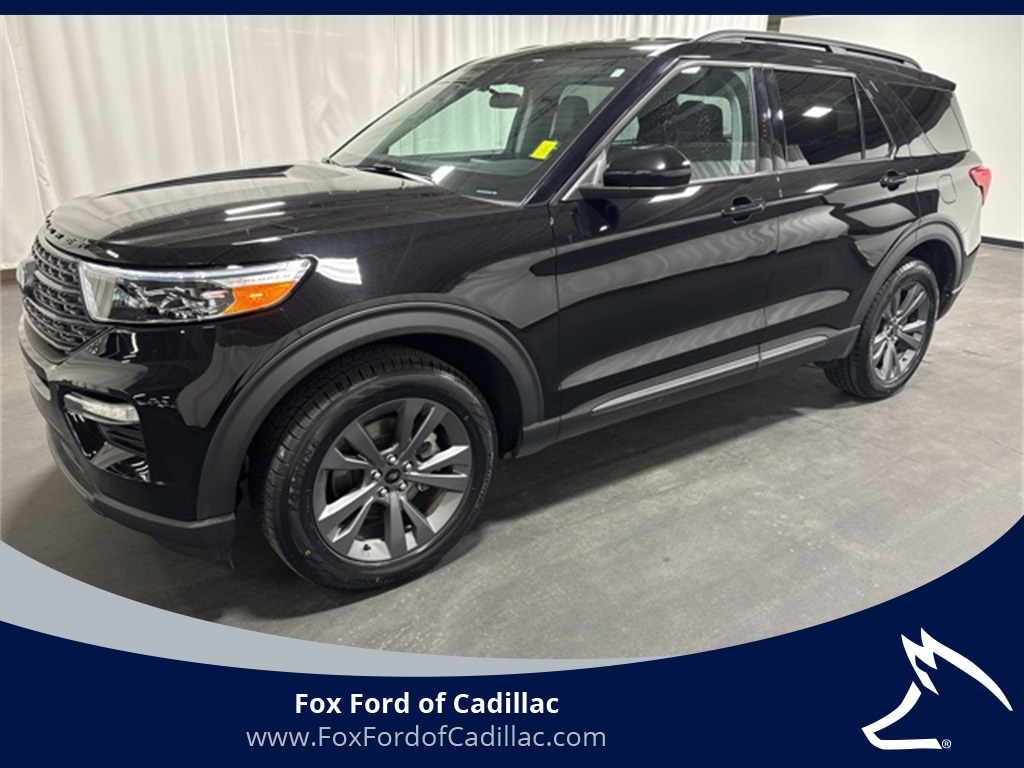 2023 Ford Explorer XLT's photo