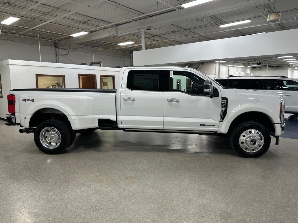 New 2026 Ford F-450SD Lariat Truck