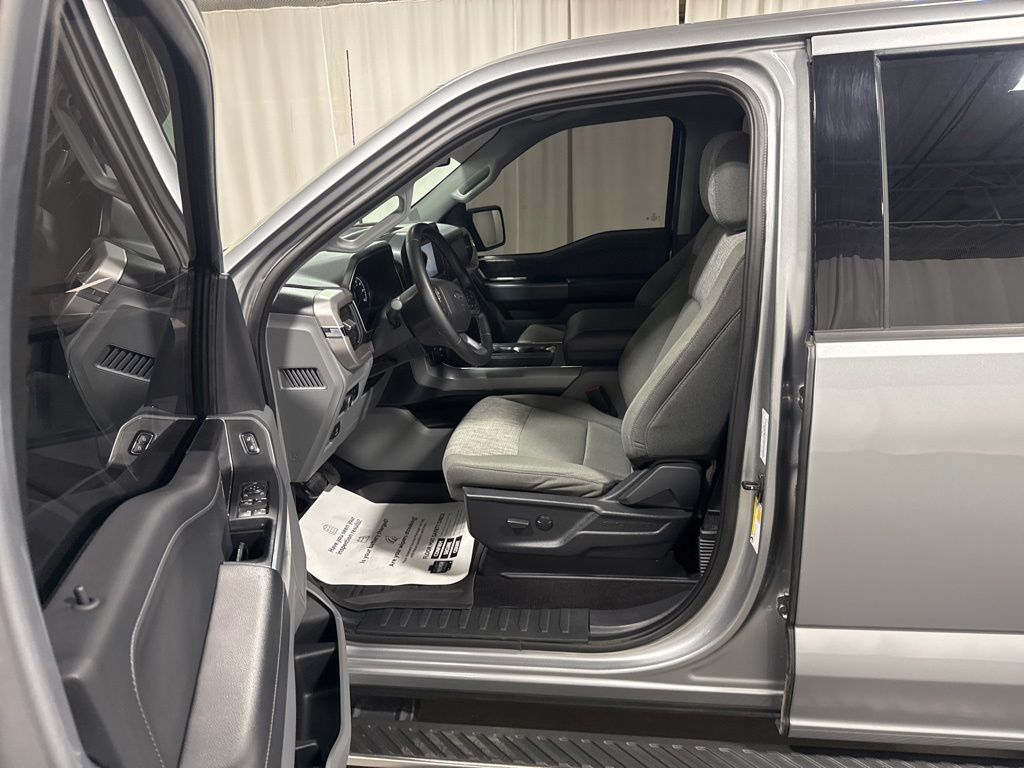 2023 Ford F-150 XLT - Photo 12