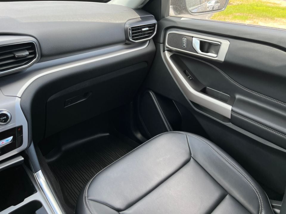2023 Ford Explorer XLT - Photo 33